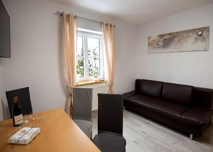 Apartmenthaus Gipfelglueck Dochstoa 恩斯塔尔豪斯